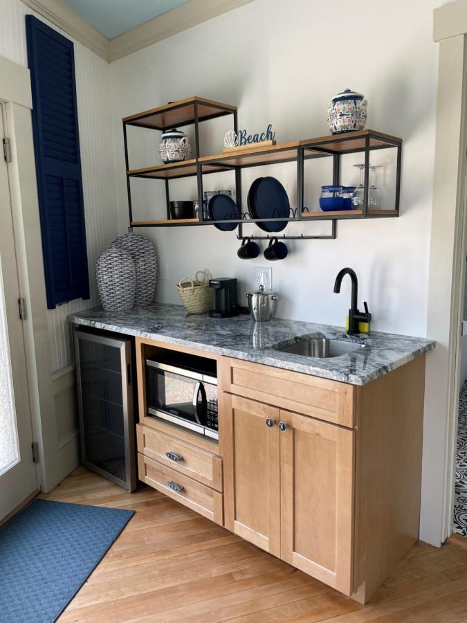 The Tern Inn Bed & Breakfast And Cottages West Harwich エクステリア 写真